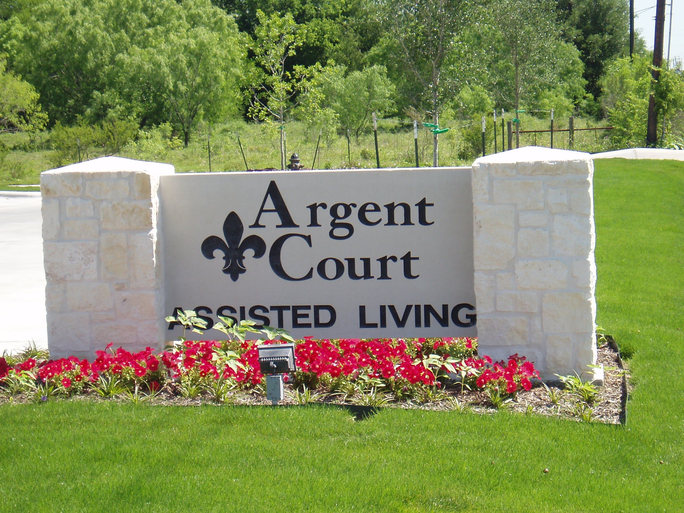 Photo of Argent Court Seguin