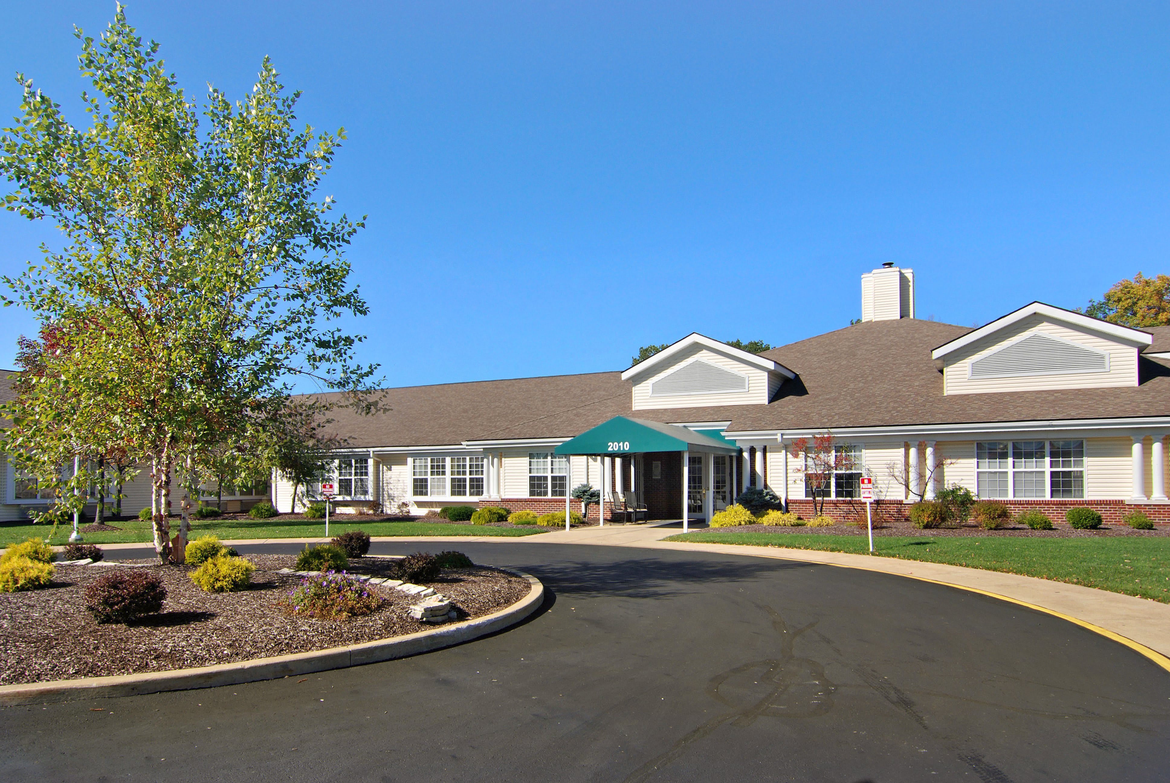 Ontario Estates Senior Living Community Exterior