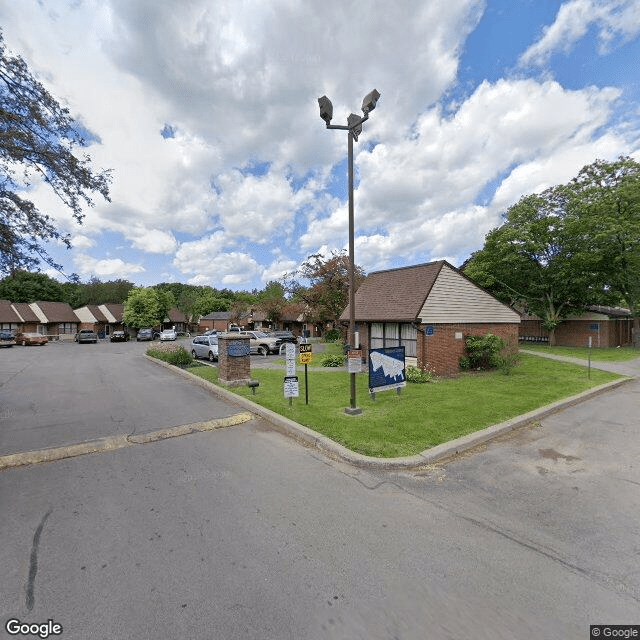 street view of Glenwood Gardens