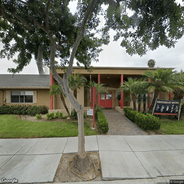 street view of Lakewood Gardens