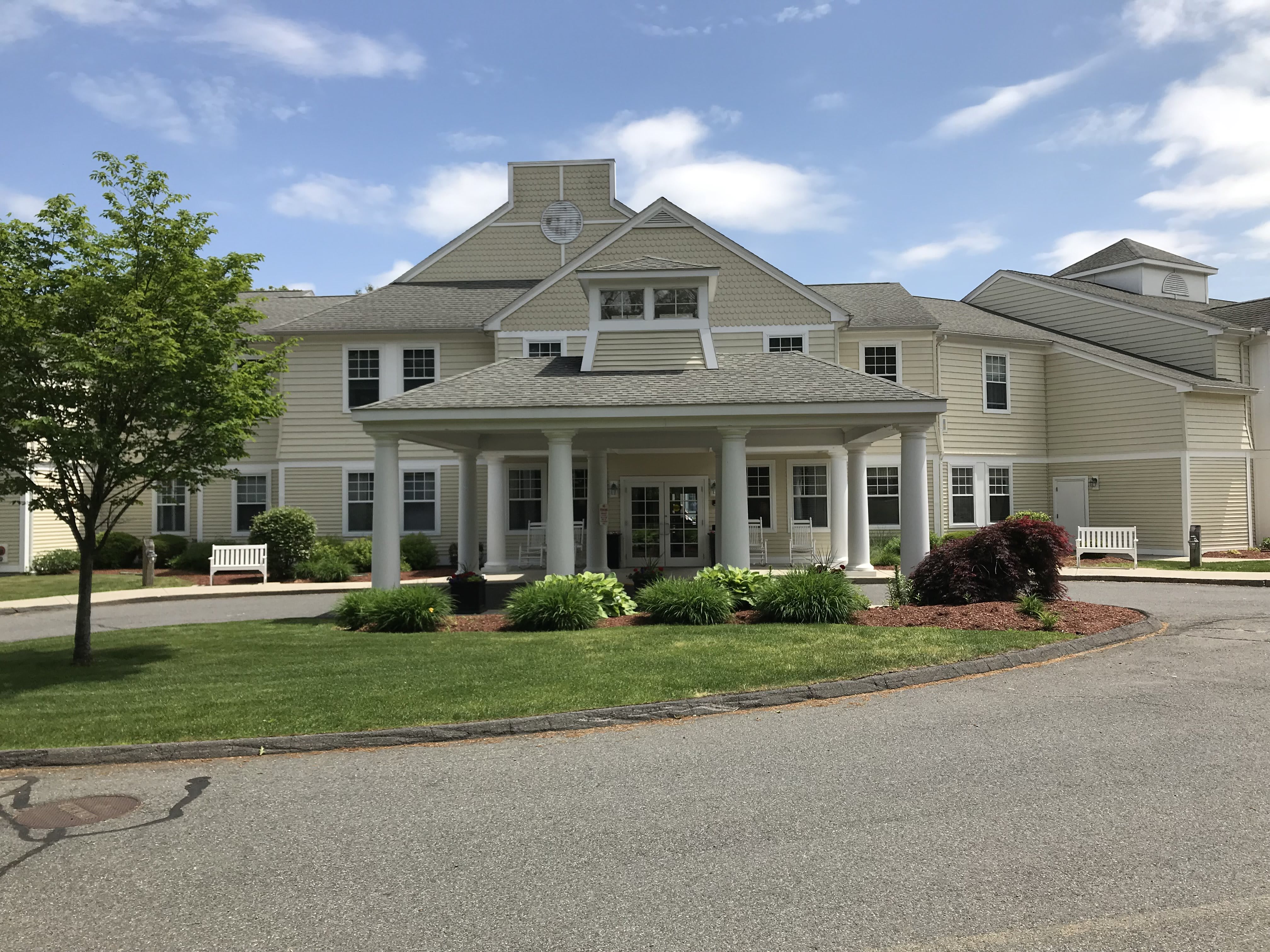 The Arbors at Chicopee | Assisted Living & Memory Care | Chicopee, MA 01020  | 10 reviews