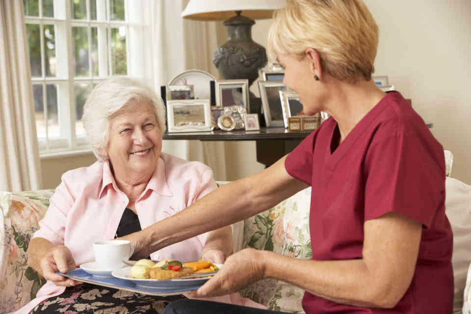 Assisted Living Vs Home Care Whats The Difference A Place For Mom